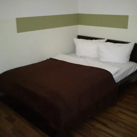 Overnight 3*