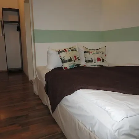 Overnight Hotel 3*