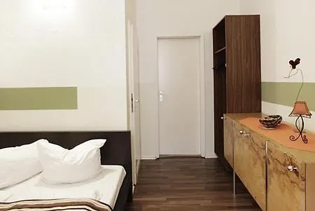 Overnight 3* Berlin